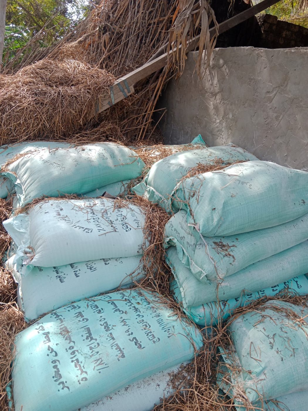 داخل حظيرة ماشية.. ضبط 2.5 طن دقيق بلدي مدعم قبل بيعه بالسوق السوداء بالبحيرة