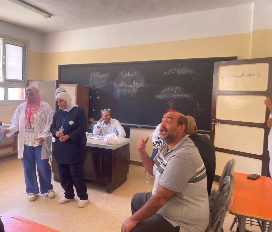 فرق طبية ميدانية تجوب وادي مجيرح بمدينة دهب لتطعيم الأطفال