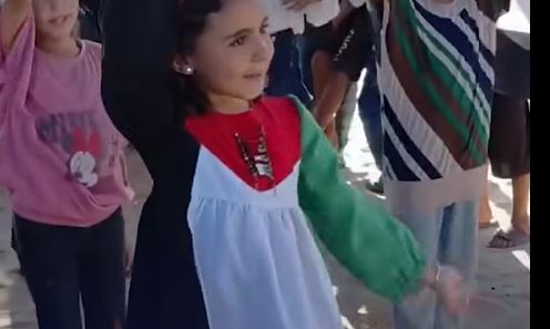 أهالي غزة يعودون إلى ديارهم بعد وقف إطلاق النار