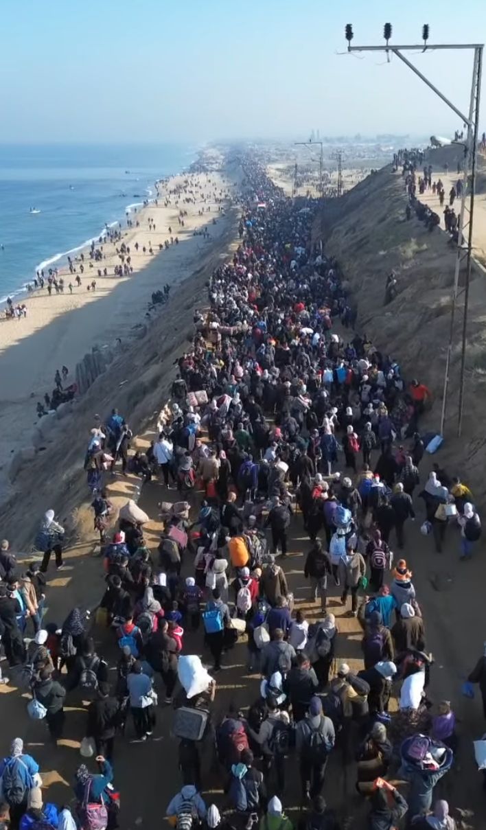 أهالي غزة بطريق الرشيد 