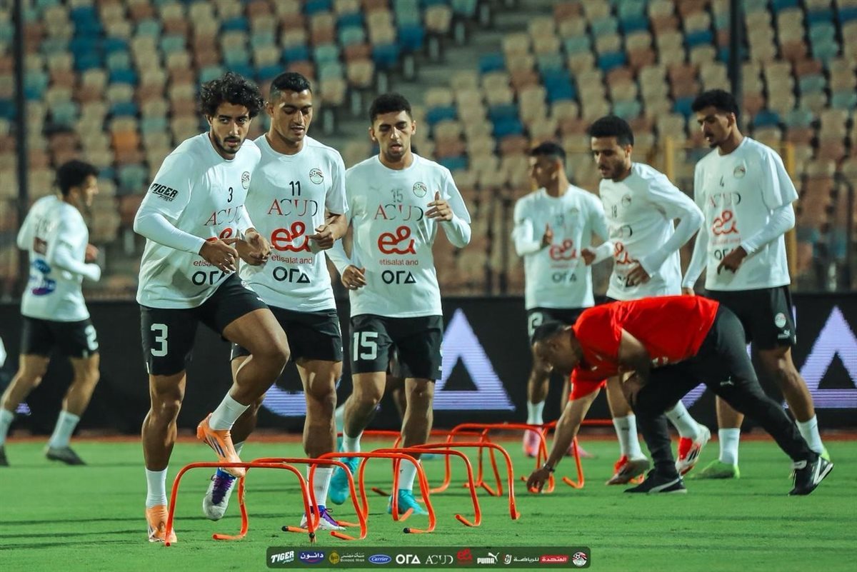 <strong>منتخب مصر يخوض تدريبه باستاد القاهرة استعدادا لمواجهة غينيا بيساو</strong>