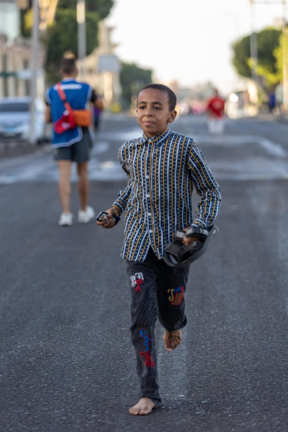 عبدالله وحلم الفوز حافيا 