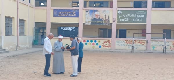 رئيس القاهرة الأزهرية: لا تهاون مع أي تقصير أو إهمال يمس مصلحة أبنائنا الطلاب أو يعوق انتظام العملية التعليمية