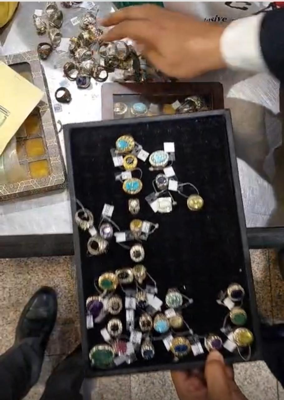 مضبوطات جمارك مطار القاهرة 