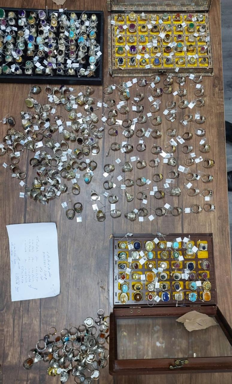 مضبوطات جمارك مطار القاهرة 