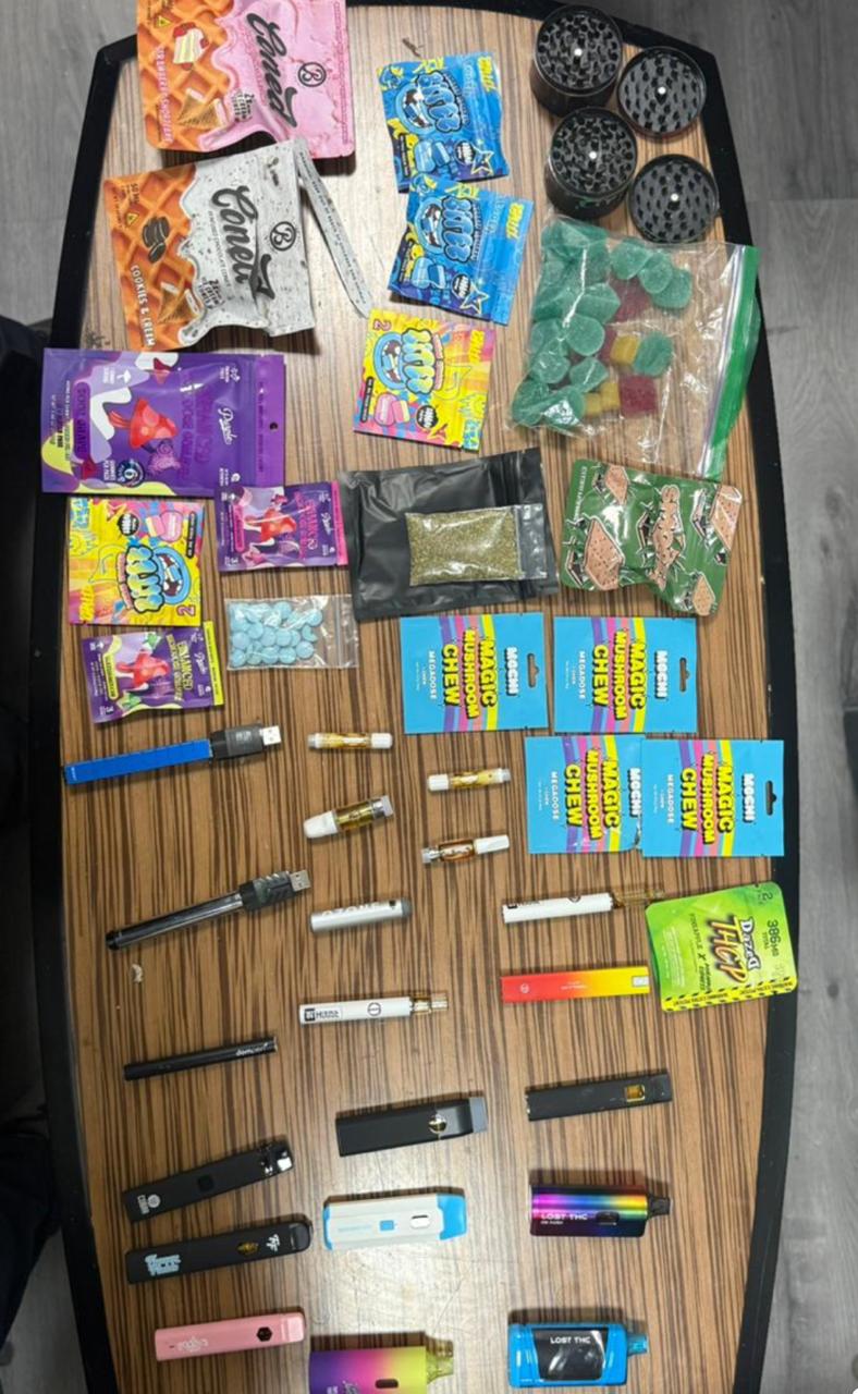 مضبوطات جمارك مطار القاهرة 