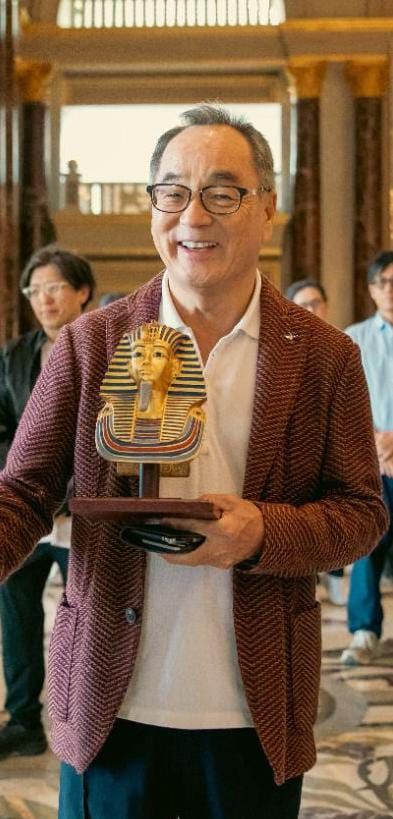 لأول مرة فى مصر.. اعلان جرامى اوورد بالأهرامات  