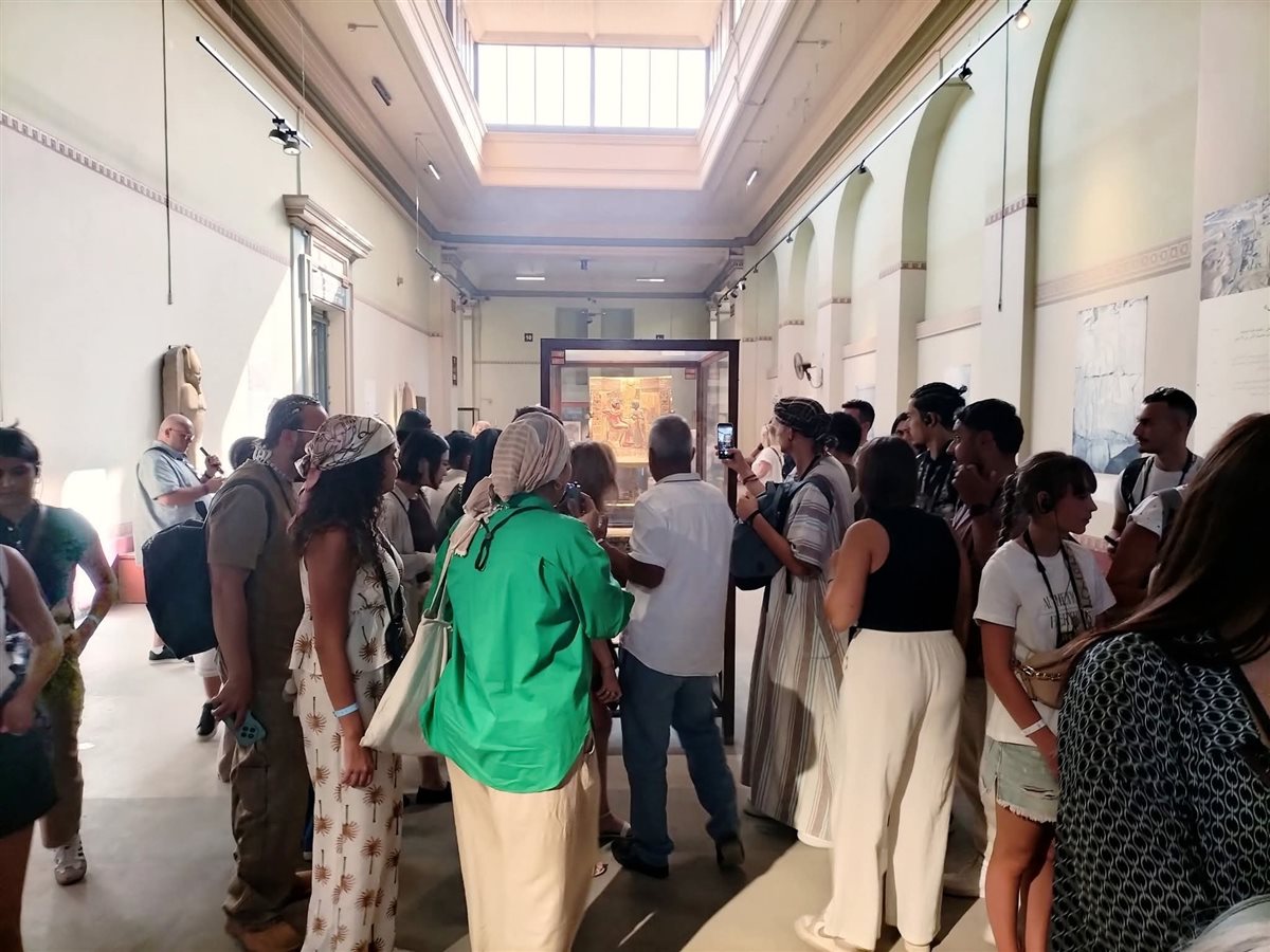 إقبال السائحين على المتحف المصري بالتحرير&nbsp;