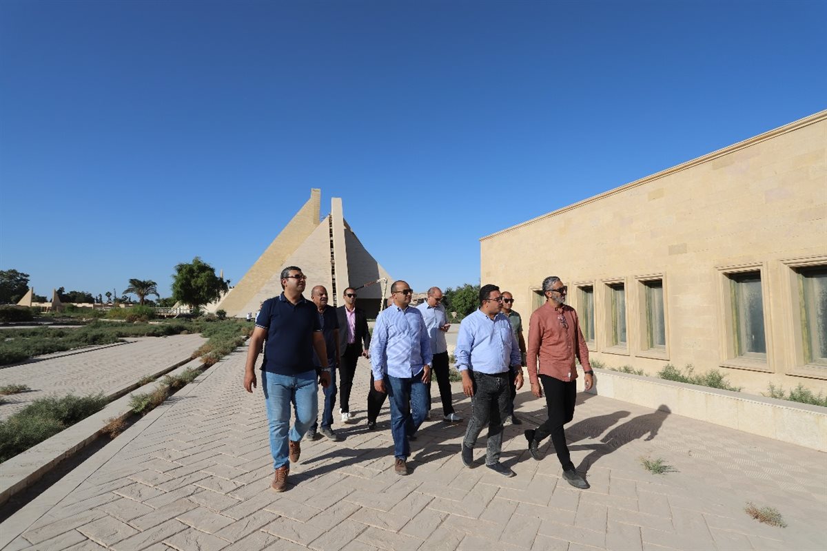 جانب من جولة الأمين العام للمجلس الأعلى للآثار 