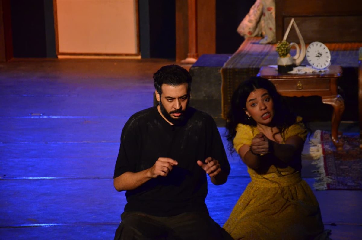 ماجدة زكي تحضر عرض آسير ضمن فعاليات مهرجان نقابة المهن التمثيلية للمسرح المصري