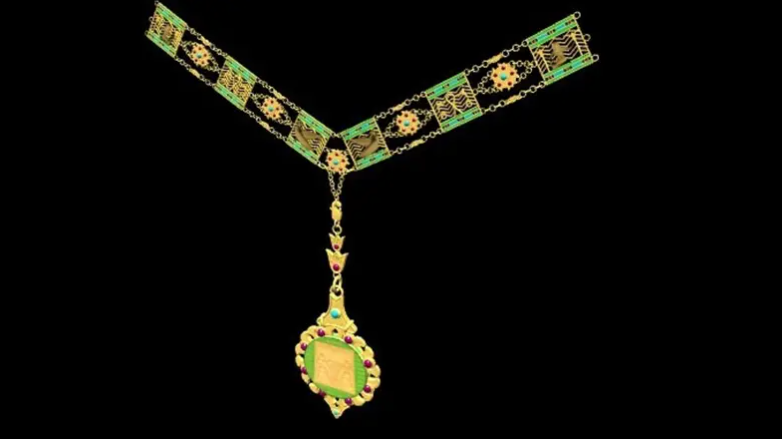 قلادة النيل