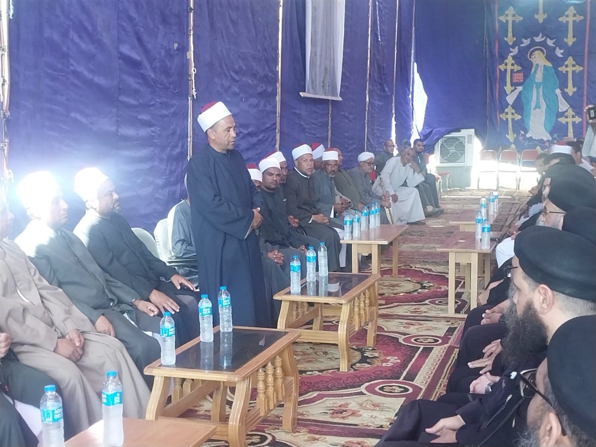 أوقاف الأقصر تقدم واجب العزاء في راعي دير القديسين بالطود