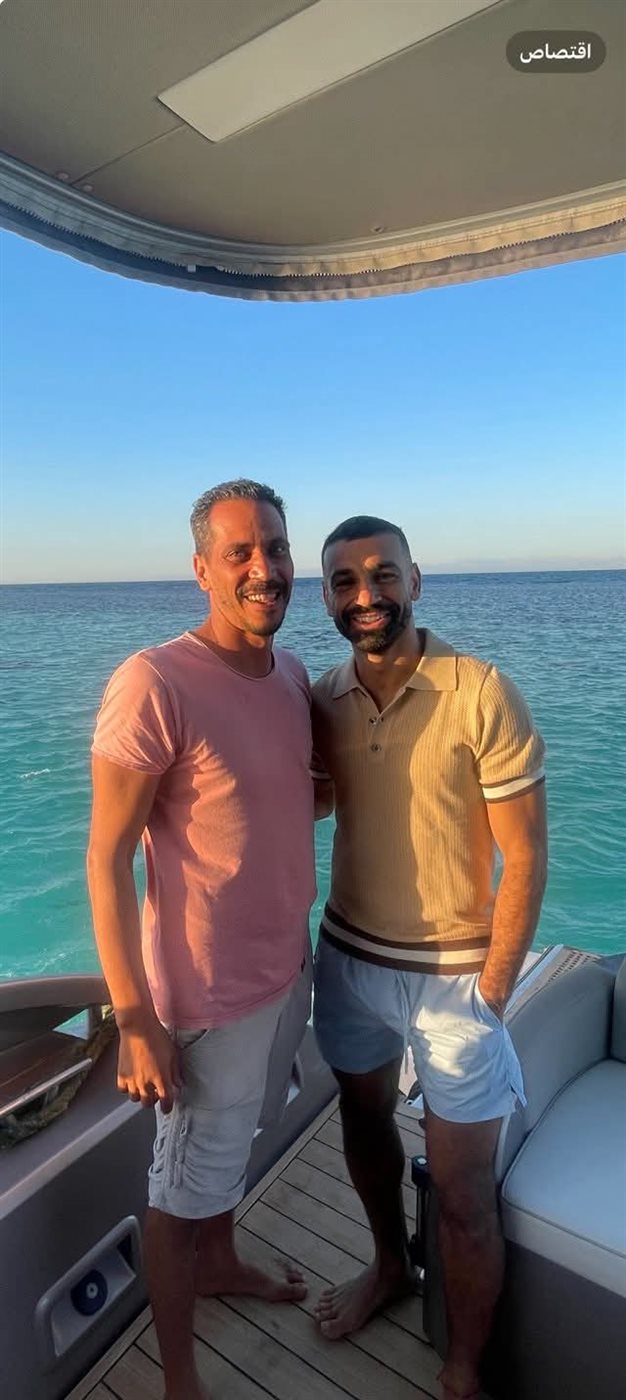 محمد صلاح خلال إجازته بالغردقة 