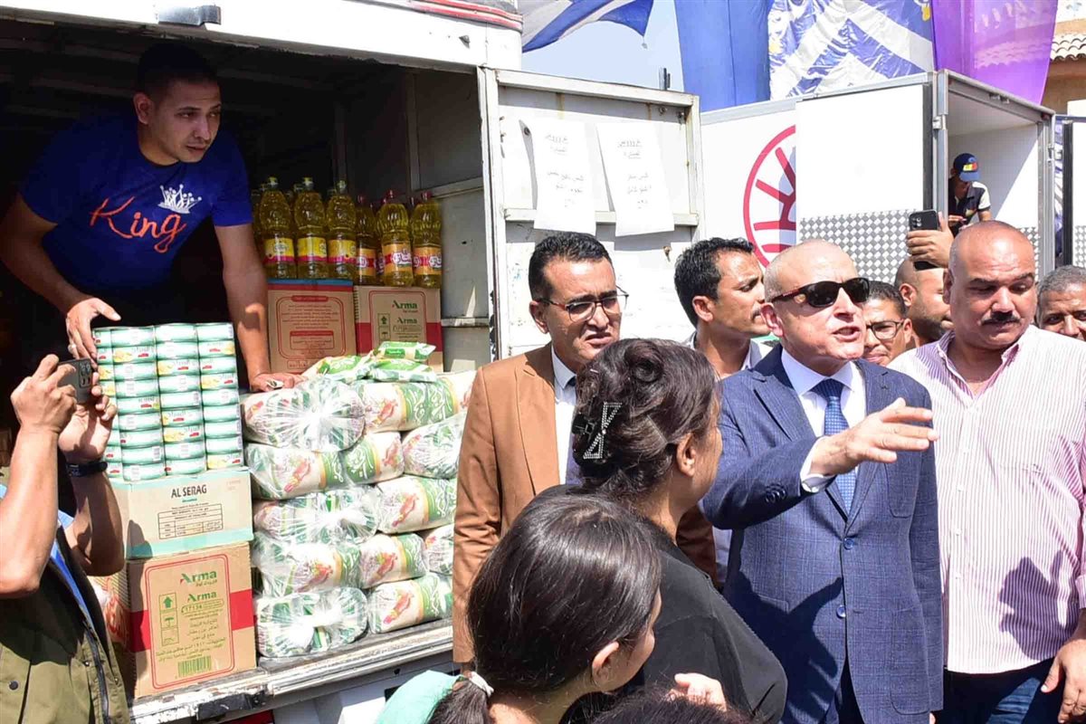 محافظ الأقصر وجولة لتفقد الحالة التموينية بالمحافظة 