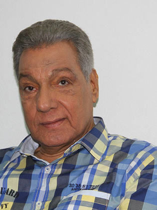 أحمد عبد الوارث