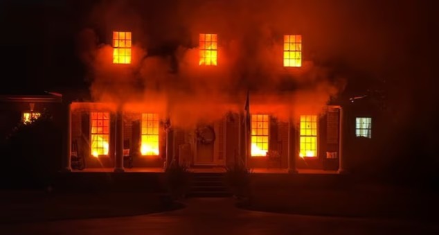المنزل المحترق 