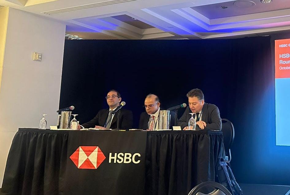 جانب من الحوار