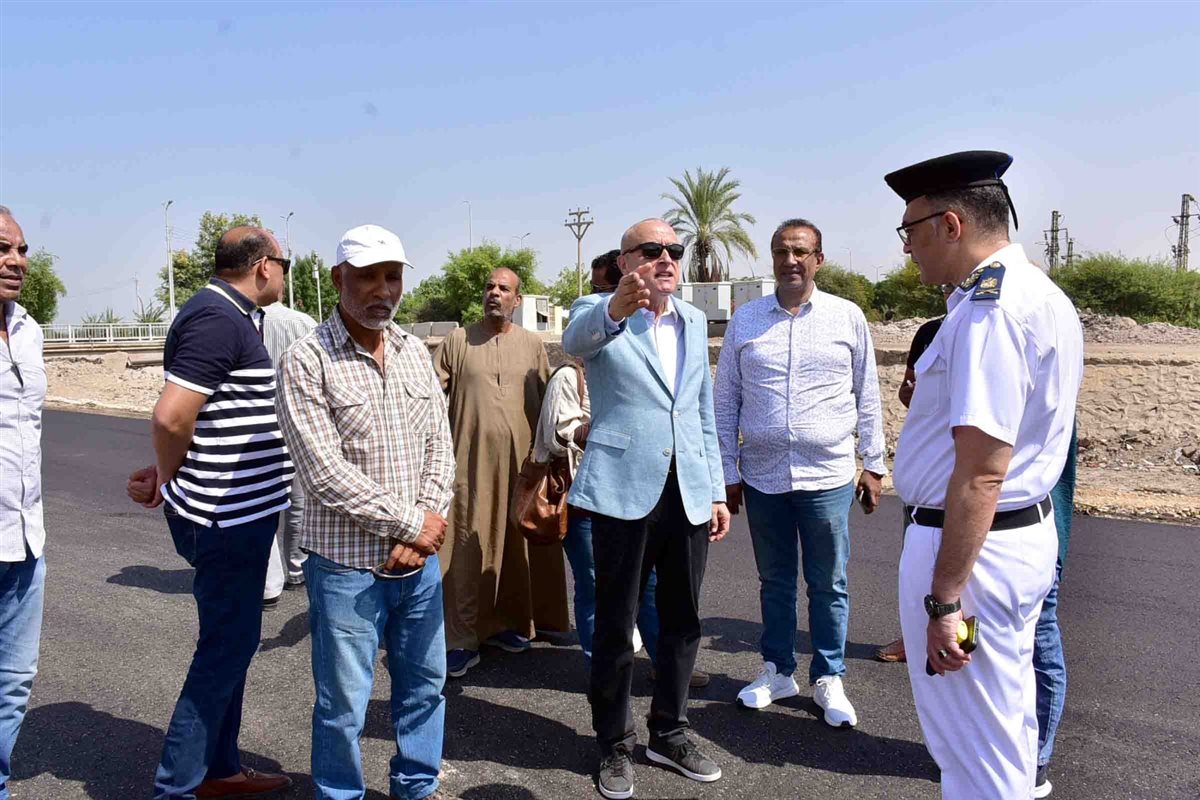 محافظ الأقصر يتفقد المواقع الأثرية 