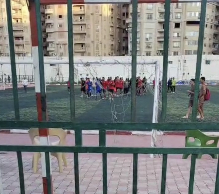 مشاجرة بين جماهير ولاعبي فريقي دمنهور وسبورتنج 