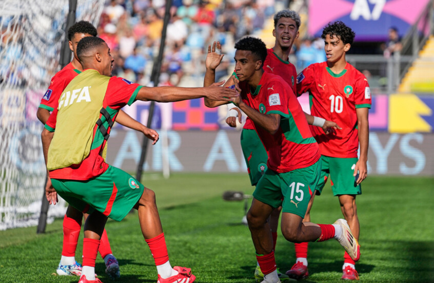 القنوات المفتوحة المجانية الناقلة لـ بث مباشر مباراة منتخب المغرب وفرنسا للشباب اليوم في كأس العالم 2025