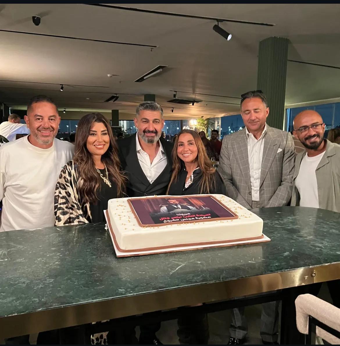 أبطال وصناع عمل مسلسل كلهم بيحبوا مودي بطولة ياسر جلال يحتفلون بتعيبنه في مجلس الشيوخ