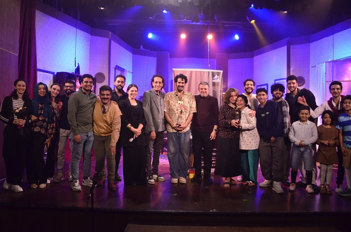 لقطات من العرض الأخير لمهرجان نقابة المهن التمثيلية للمسرح المصري