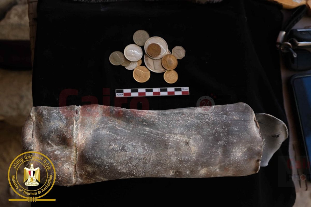 العملات الأثرية المكتشفة 