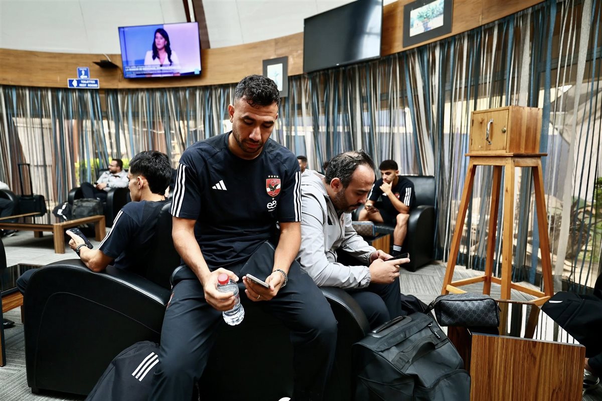 <strong>بعثة الأهلي تصل إلى بوروندي استعدادًا لمواجهة إيجل نوار بدوري الأبطال</strong>