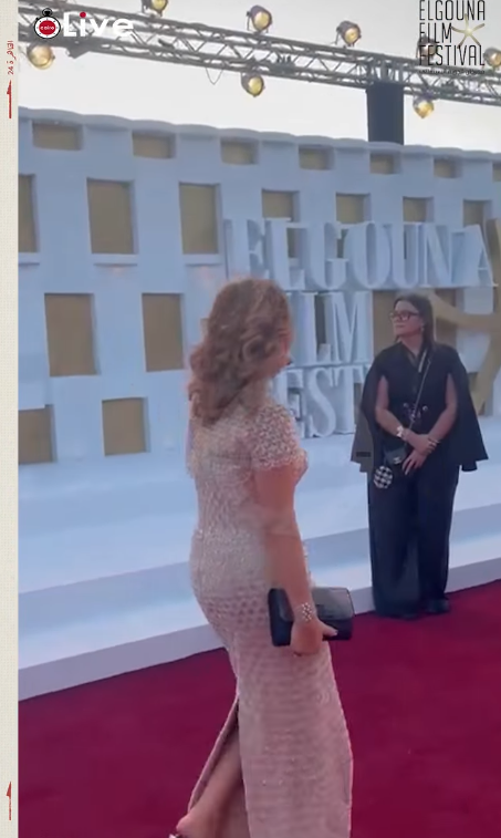 عمرو منسي ولميس الحديدي أول الحضور في حفل افتتاح الدورة الثامنة من مهرجان الجونة السينمائي