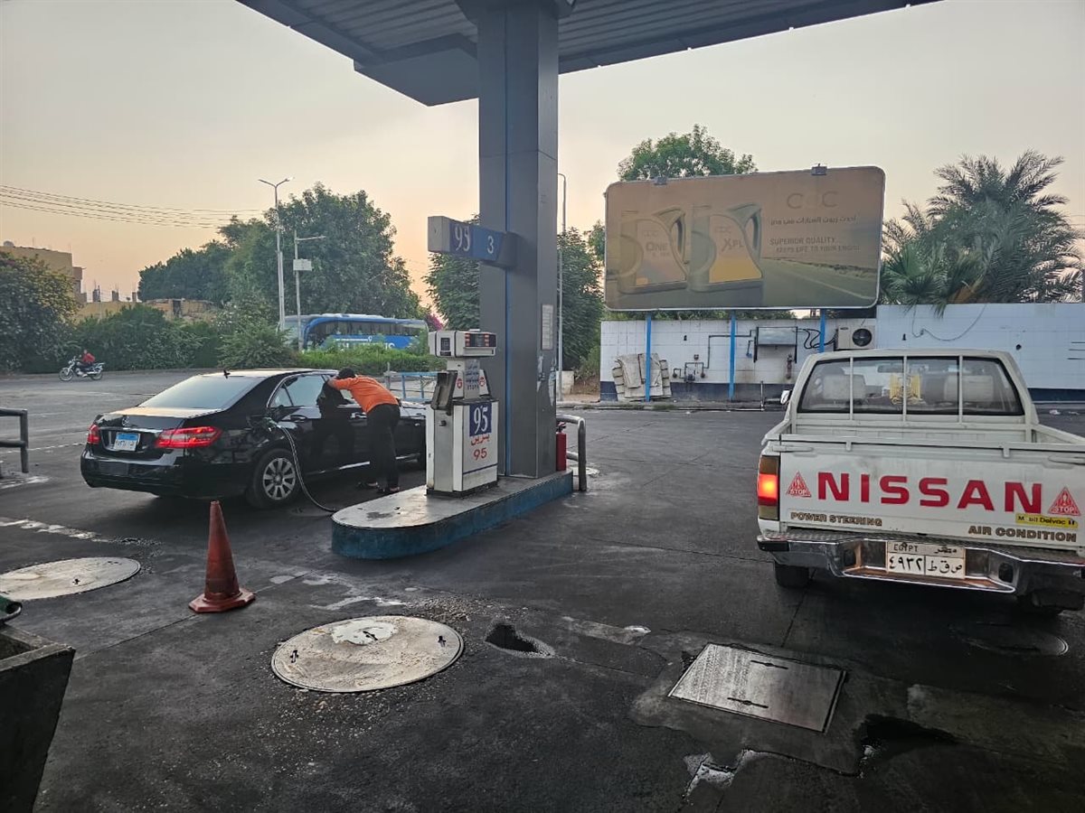 متابعة محطات الوقود بالأقصر 