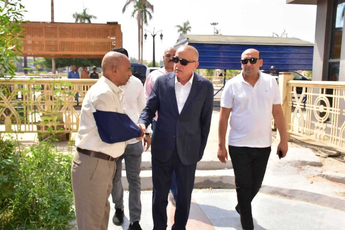 محافظ الأقصر يتفقد تطوير مسجد أحمد النجم 