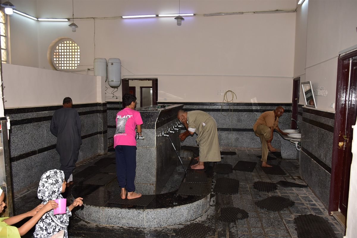 محافظ الأقصر يتفقد تطوير مسجد أحمد النجم 