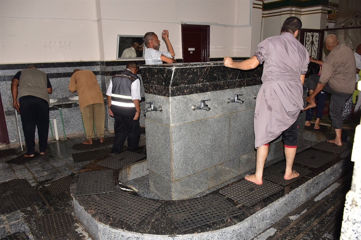 محافظ الأقصر يتفقد تطوير مسجد أحمد النجم 