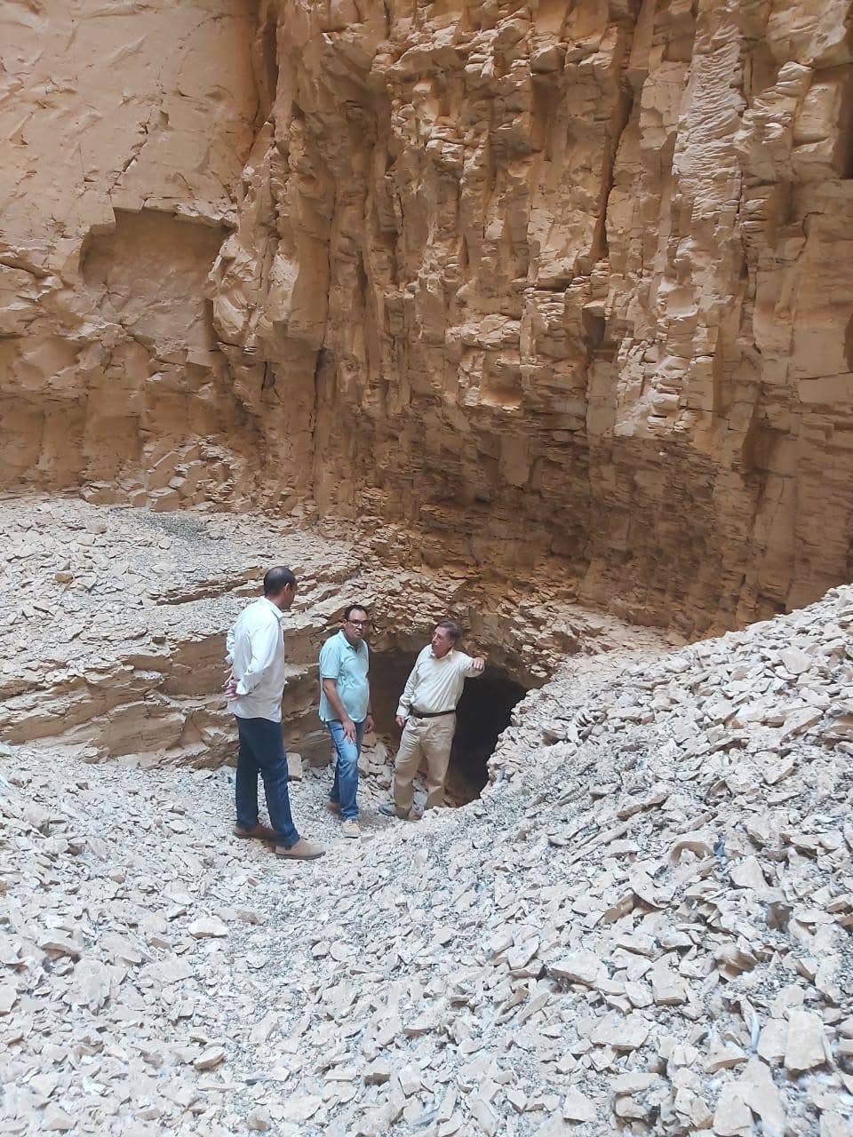 مقبرة زوجات الملك تحتمس الثالث