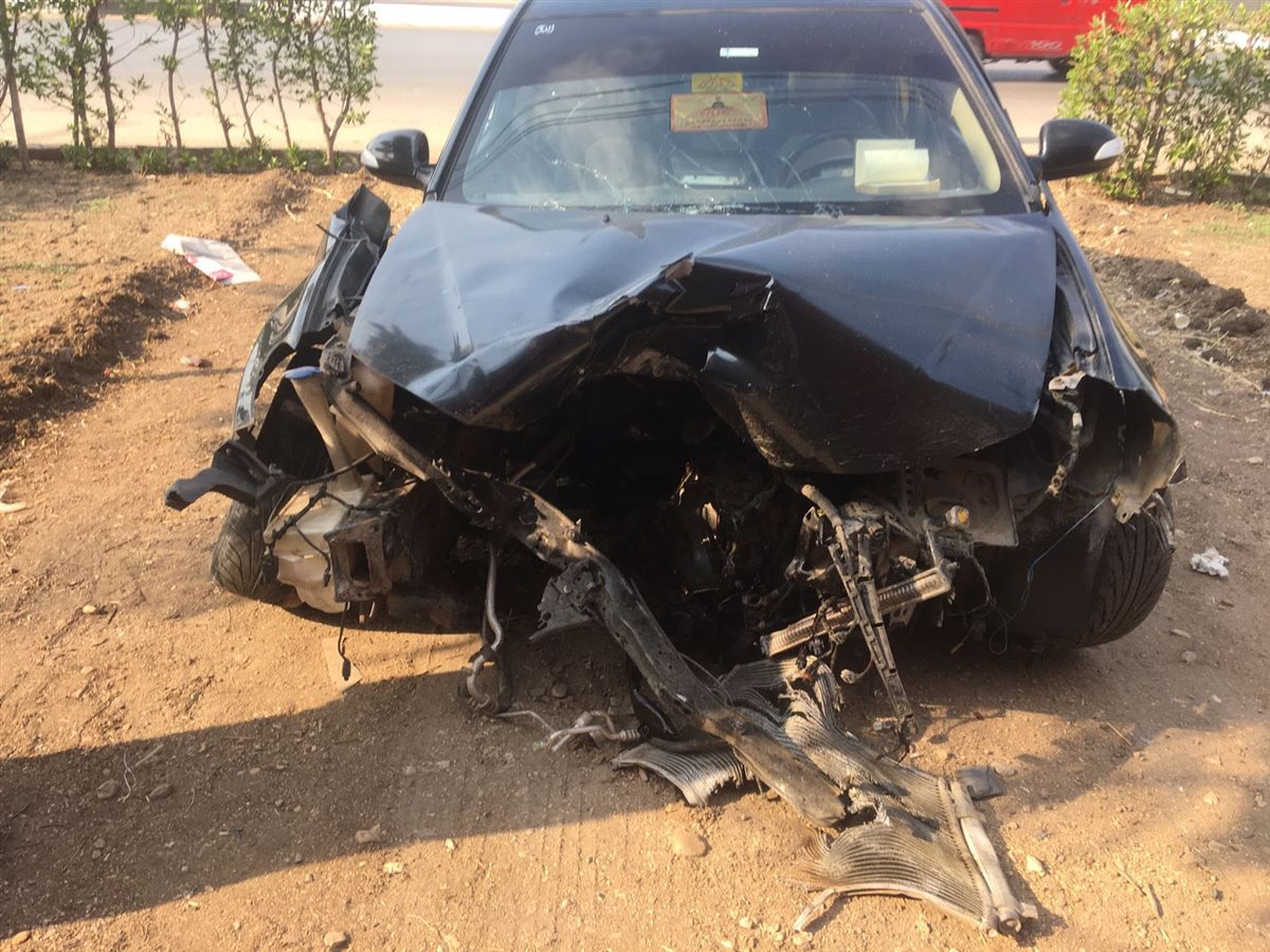 إصابة زوجة الشهيد عادل عبد الحميد في حادث سير