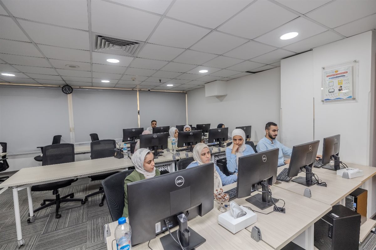 <strong>بيت الزكاة يختتم الموسم الثالث لمبادرة التدريب من أجل التوظيف بالتعاون مع شركة بنوك مصر والمعهد المصرفي</strong>