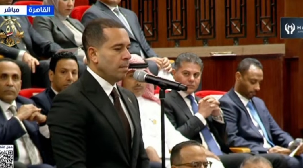 محمد زكى يؤدي اليمين الدستورية عضوا بمجلس الشيوخ