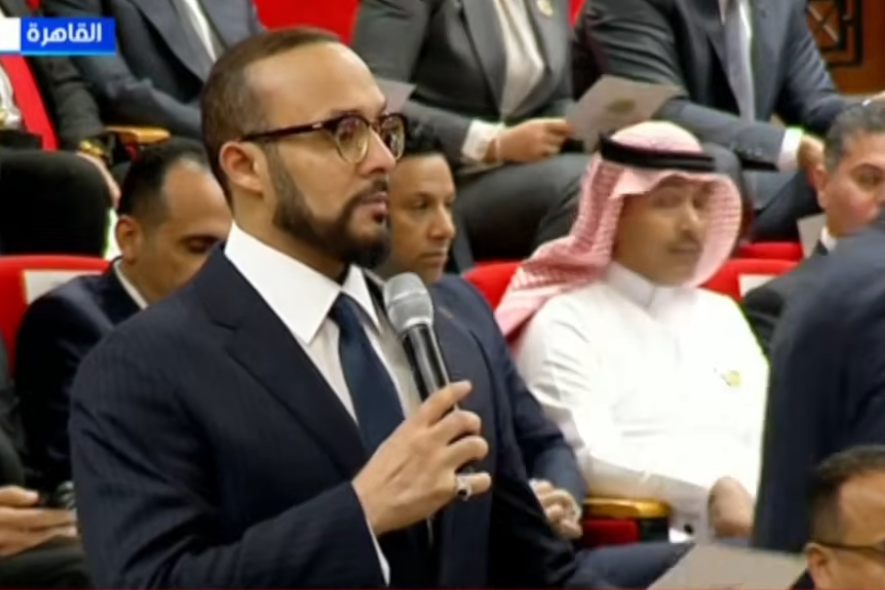 أحمد عبيد يؤدي اليمين الدستورية عضوا بمجلس الشيوخ