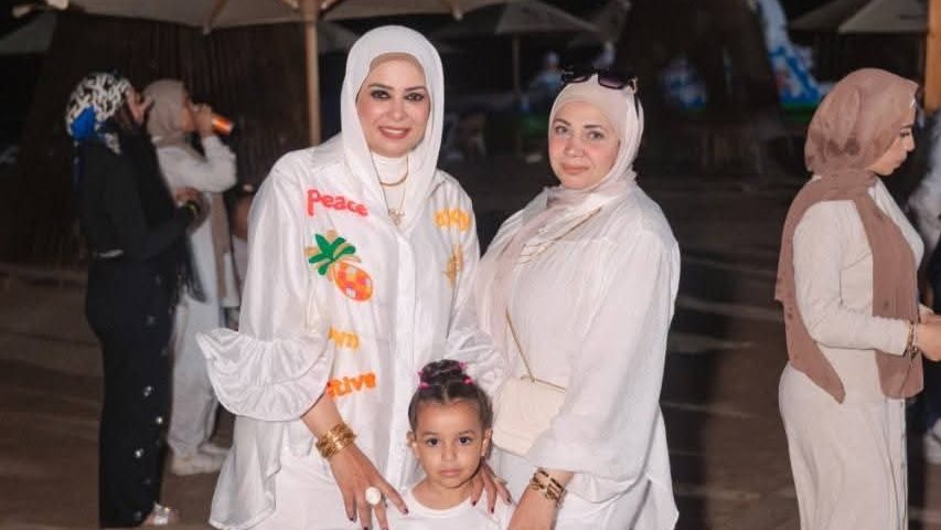 الفقيدة وابنتها - قص