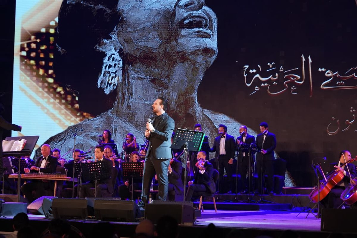 وائل جسار يتألق في حفله الأخير بمهرجان الموسيقي العربية في وسط تفاعل كبير من الجمهور