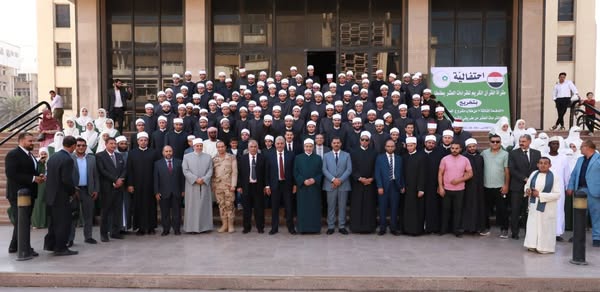 مقرأة القرآن الكريم بطنطا تحتفل بتخريج الدفعة الثالثة من المجازين بالقراءات العشر 