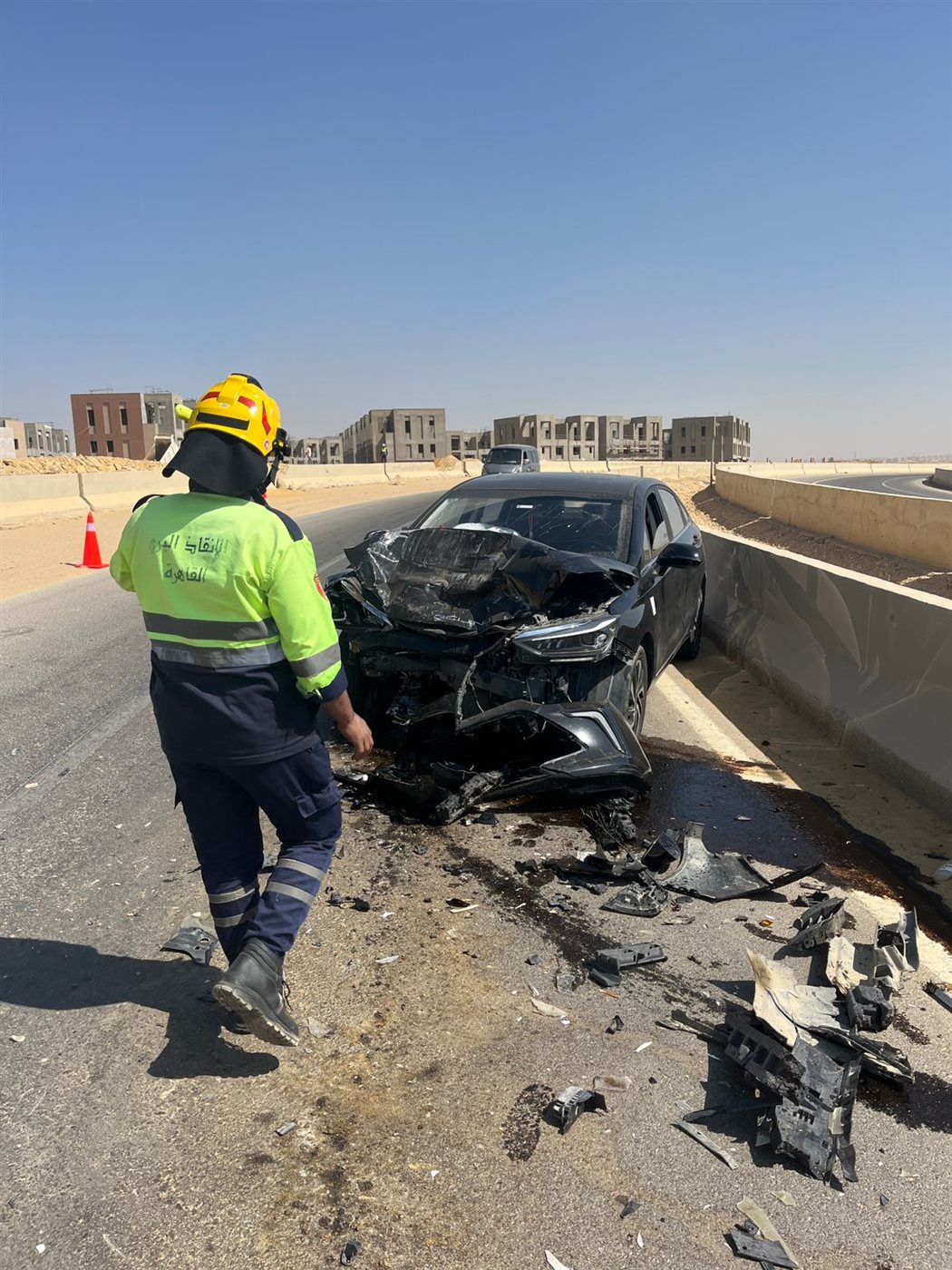 الحماية المدنية ترفع آثار تصادم بطريق العين السخنة بعد تسرب بقعة زيت 3 متر دون إصابات