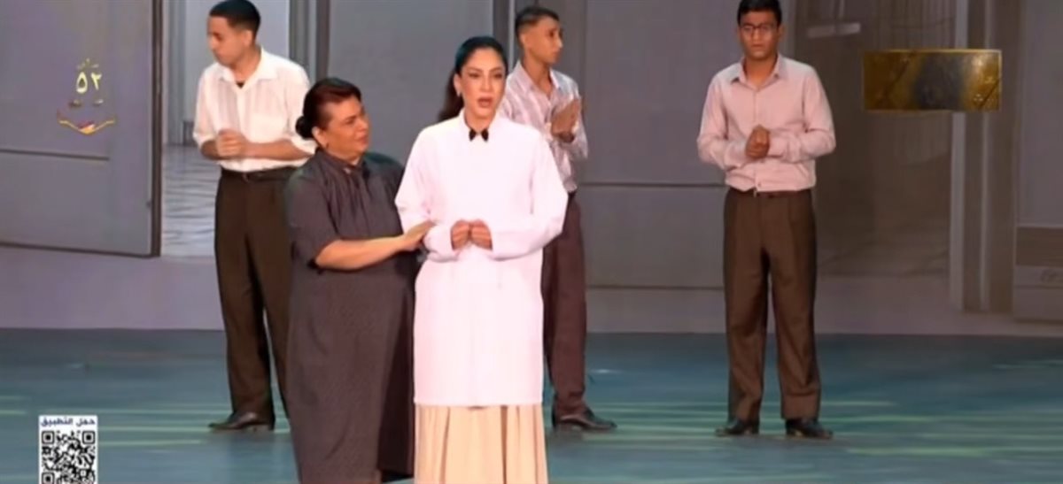 حمزة العيلي وندى موسى يقدمان عرضًا عن حرب أكتوبر في الندوة التثقيفية الـ 42 للقوات المسلحة