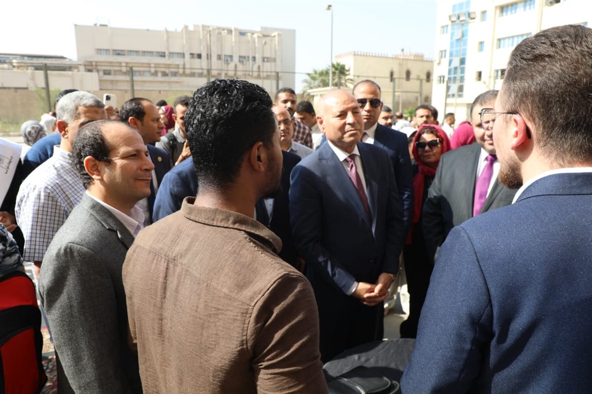 محافظ القاهرة يفتتح ملتقى التوظيف والتدريب