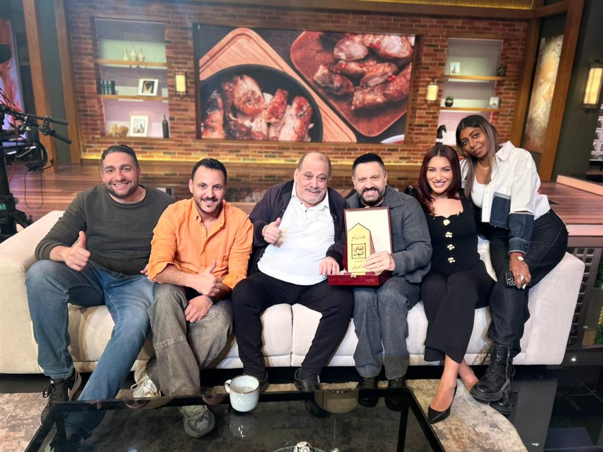 بعد أزمة الأخيرة.. إدوارد يكرم الفنان ضياء الميرغني في برنامجه 