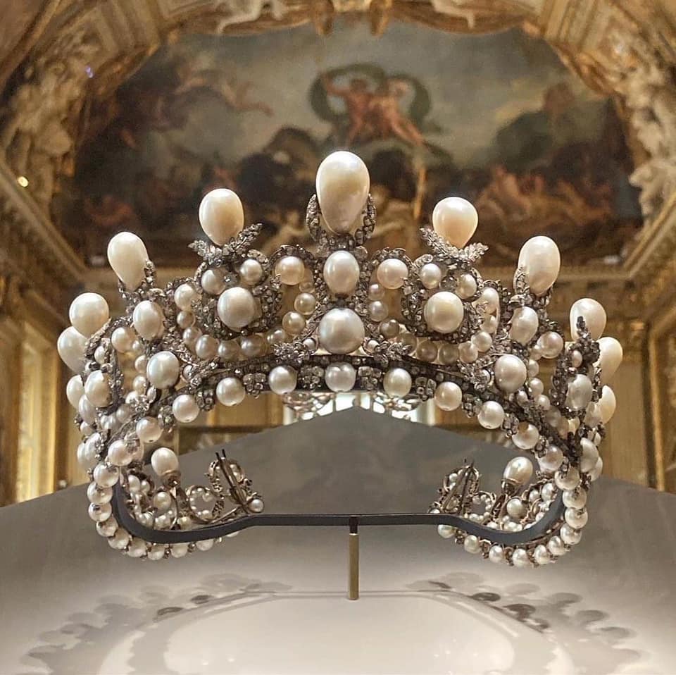 تاج الإمبراطورة الفرنسية أوجيني