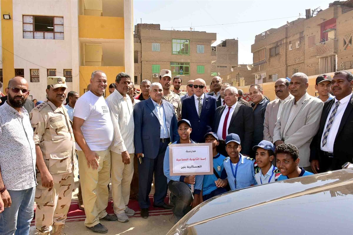 محافظ الأقصر يدشن مبادرة بلدنا في عيون ولادنا