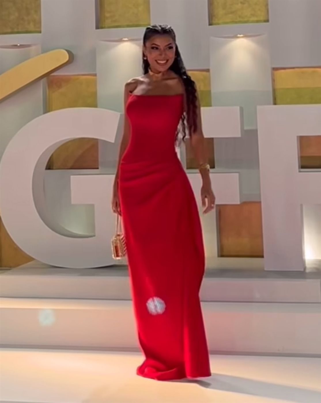 بسمة داود بالأحمر في مهرجان الجونة