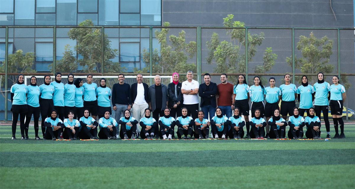 زيارة أبوريدة ومجلس اتحاد الكرة لمعسكر المحكمات (2)