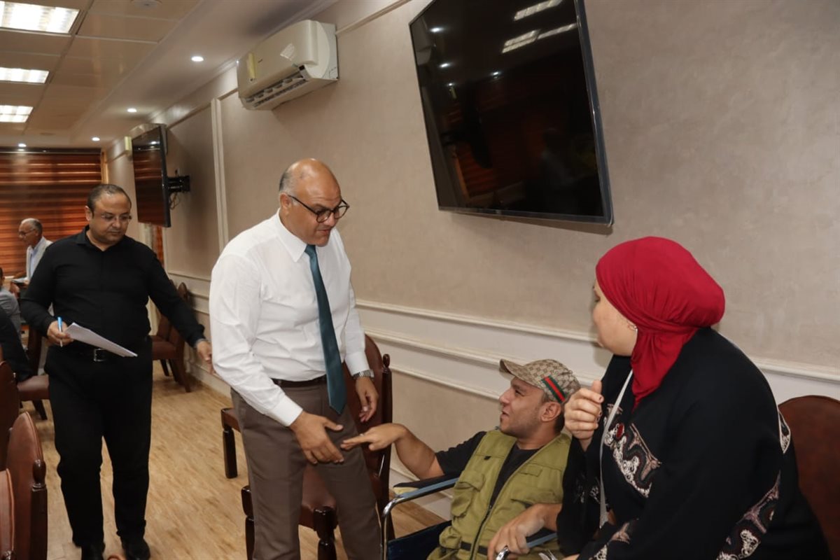 جانب من اللقاء الجماهيري الأسبوعي لمحافظ القليوبية